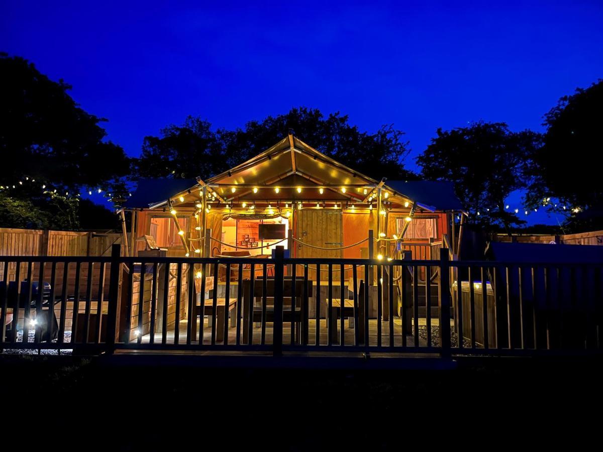 Jungle Book Safari Tent Tenby Eksteriør bilde