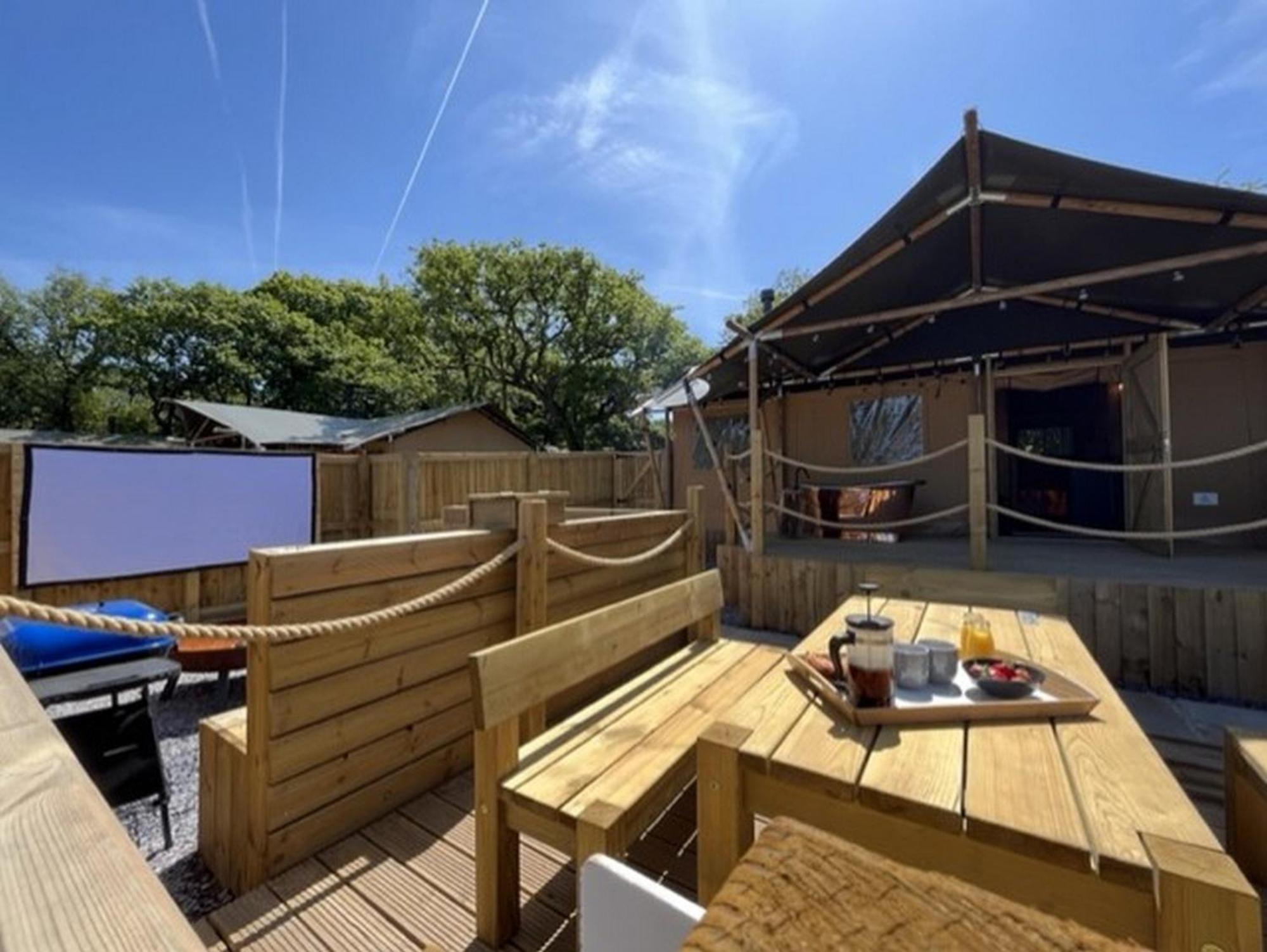 Jungle Book Safari Tent Tenby Rom bilde